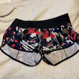 Hotty hot low-rise lined Lululemon shorts